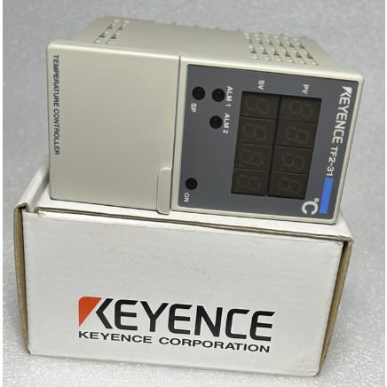 TF2-31 KEYENCE デジタル温度調節器 100-240VAC キーエンス 商品画像