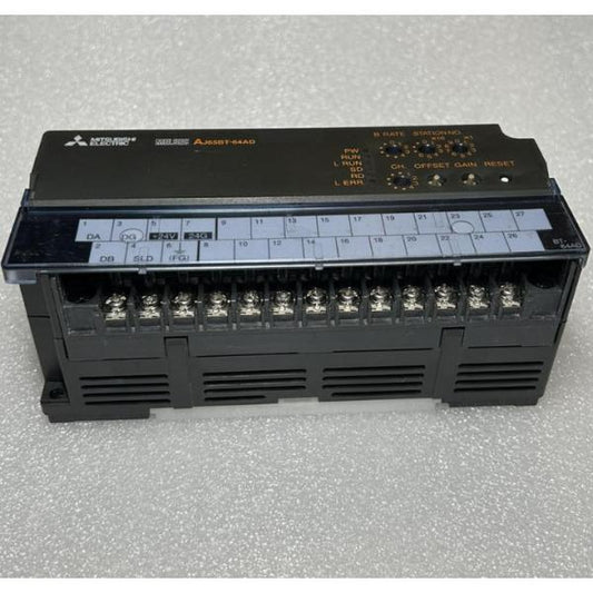 AJ65BT-64AD Converter Unit 三菱 -